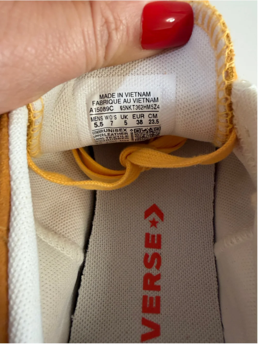 Converse Run Star Trainer Suede Sneakers Mustard Yellow Gum Sole Unisex